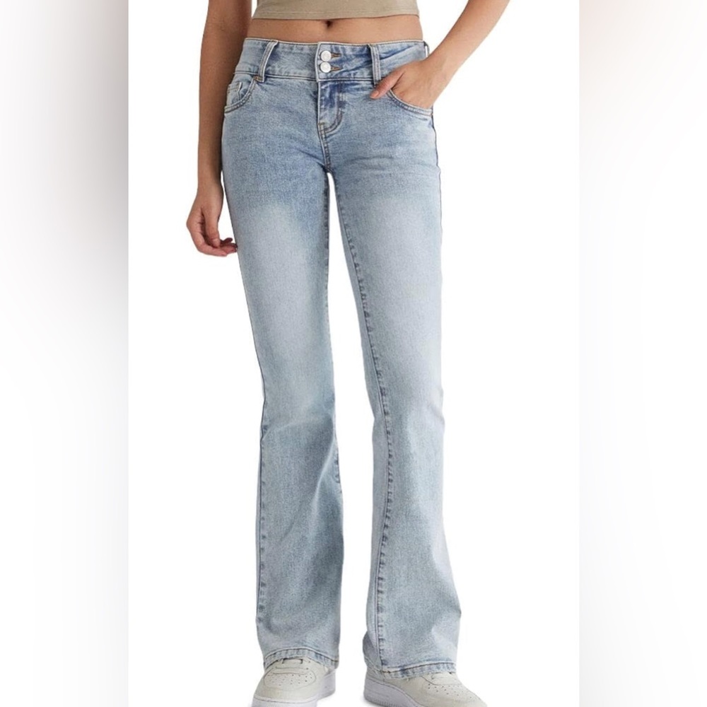 PacSun Women's Light Blue Low Rise Bootcut Jeans